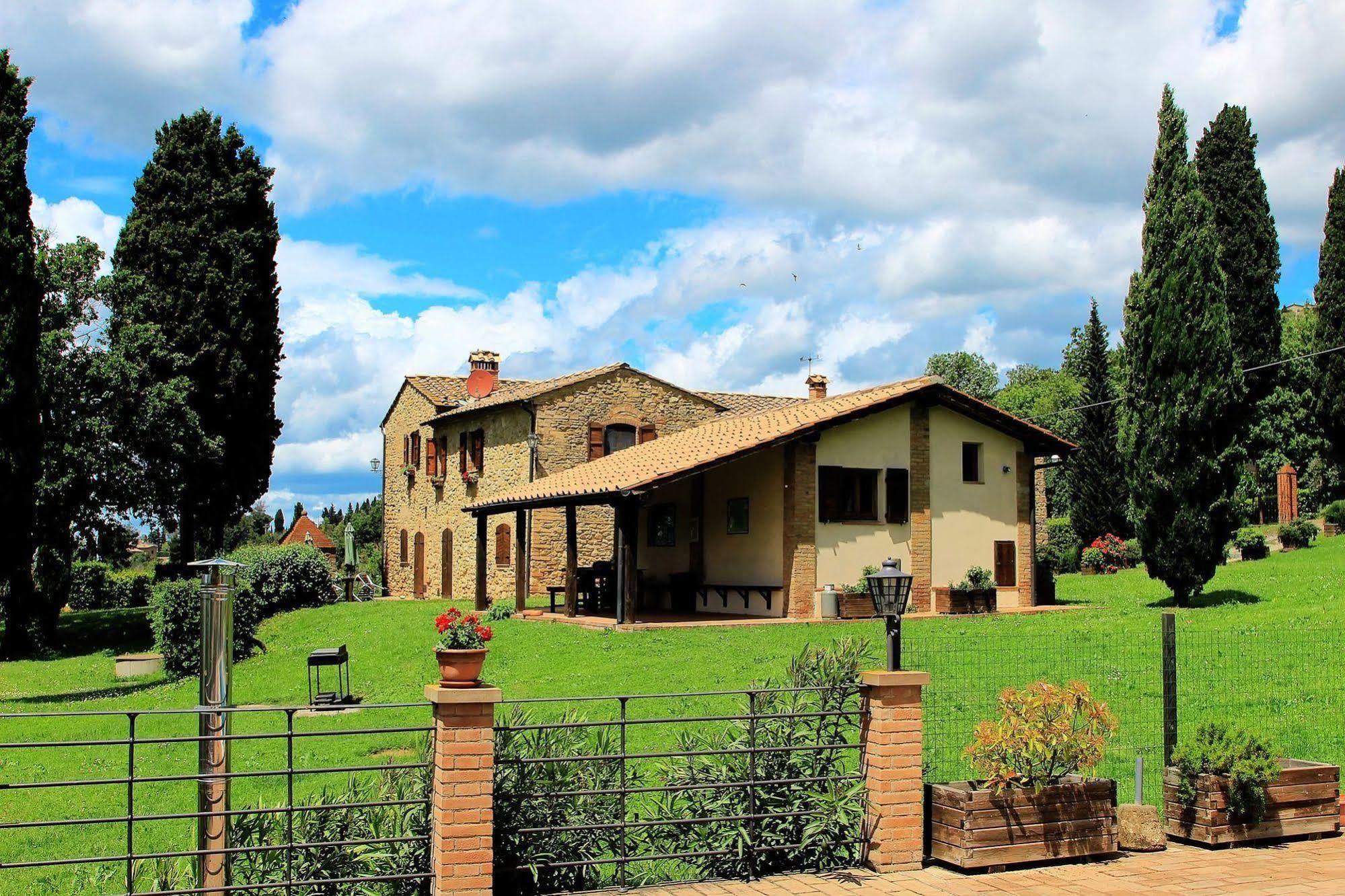 Agriturismo Villa Opera โวลแตร์รา ภายนอก รูปภาพ